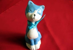 Kot - powabna koteczka - figurka z porcelany - 14 x 6 x 5 cm