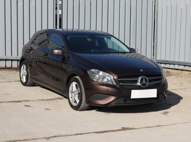 Mercedes-Benz Klasa A W176 , Serwis ASO, Klimatronic, Tempomat, Parktronic,-1