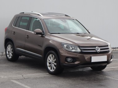 Volkswagen Tiguan , Salon Polska, Serwis ASO, Navi, Xenon, Bi-Xenon,-1