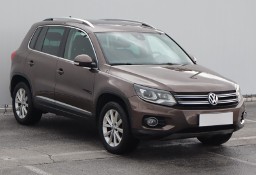 Volkswagen Tiguan , Salon Polska, Serwis ASO, Navi, Xenon, Bi-Xenon,