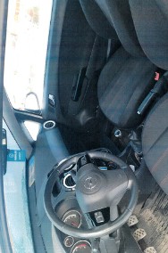 Syndyk sprzeda samochód Opel Corsa-2