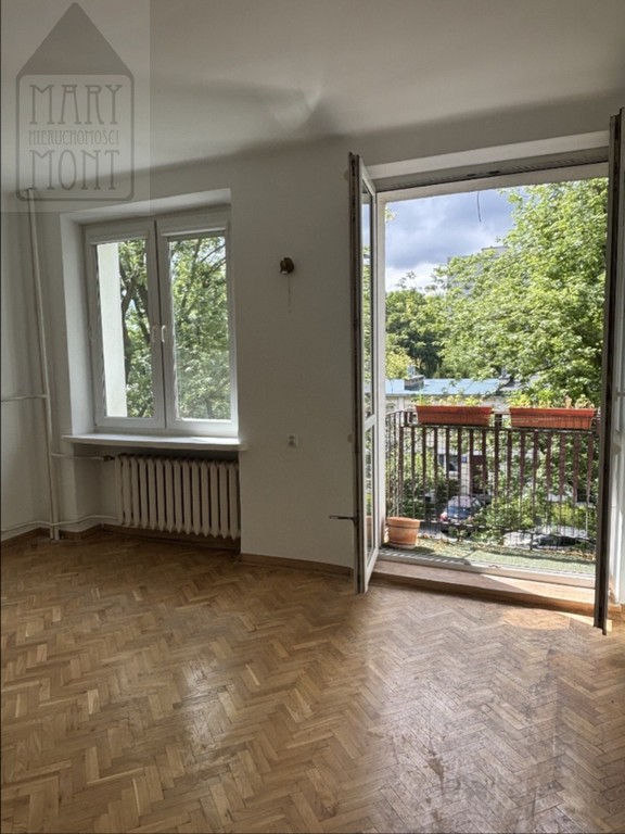 St. Bielany, kamienica, 2 pokoje, balkon