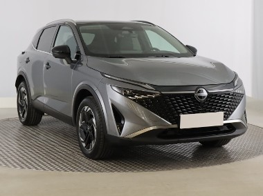 Nissan Qashqai III , 1. Właściciel, Automat, VAT 23%, Skóra, Navi, Klimatronic,-1
