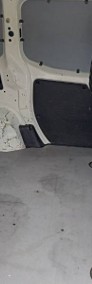 1,3 D -4