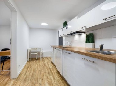 <p>Inwestycja w topowej lokalizacji- Metro, SGH, Park</p>-1