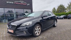 Volvo V40 II