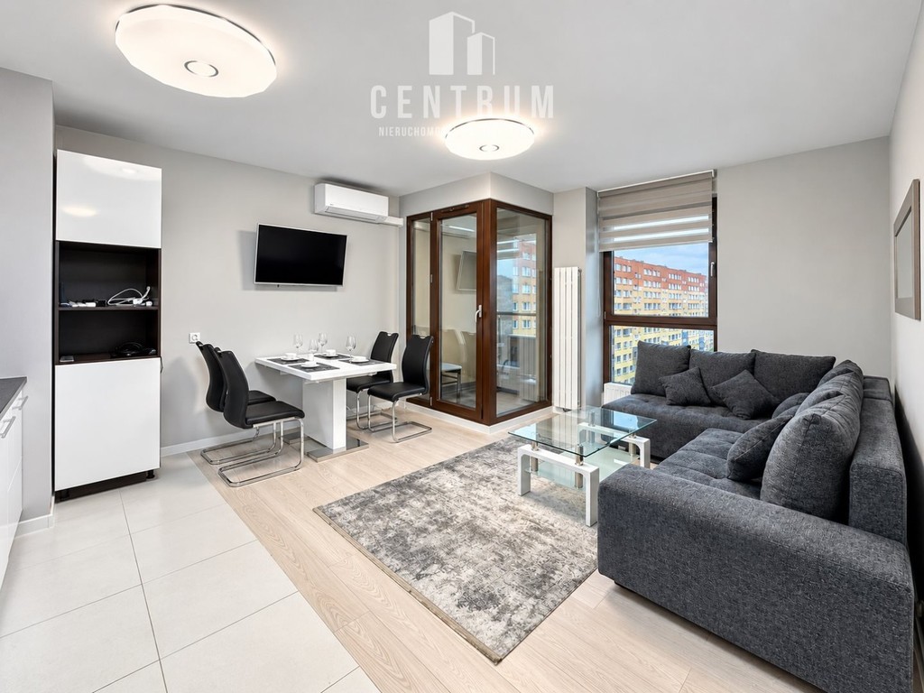Mieszkanie na wynajem, 67 m² LSM, Pana Balcera