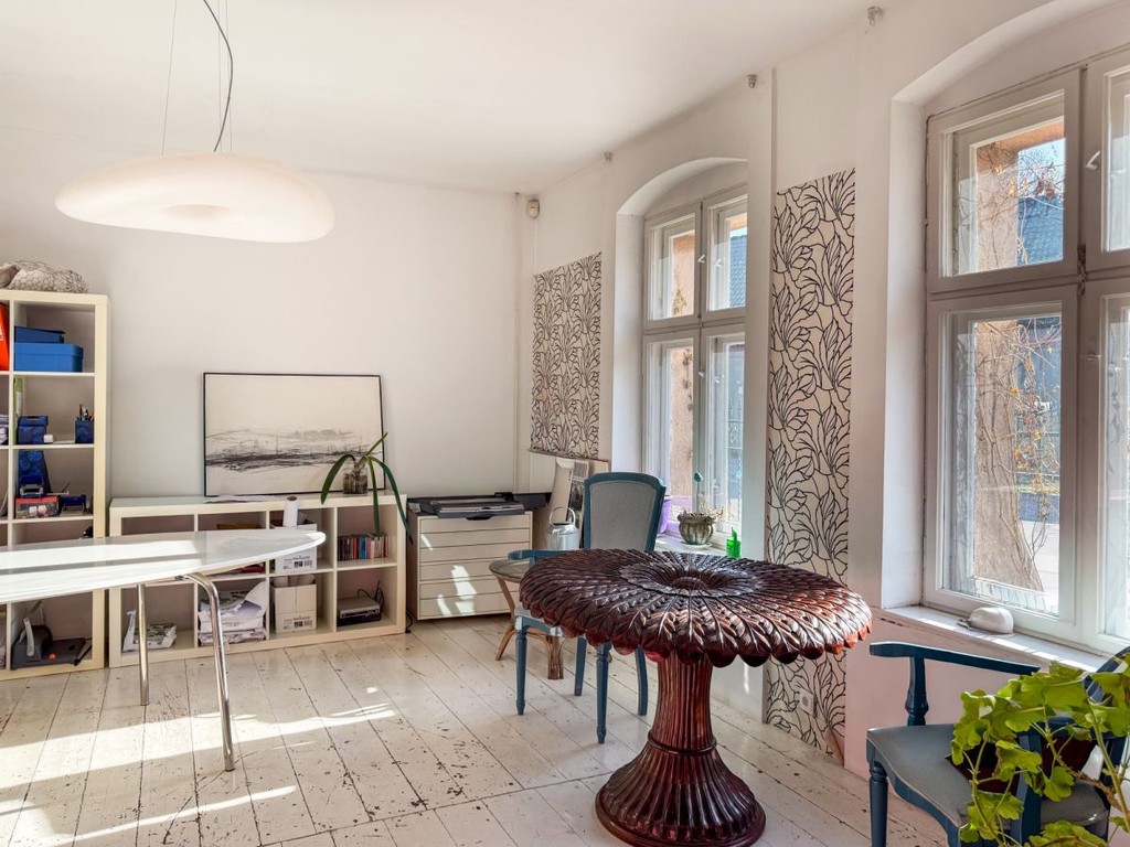 7-room house & single family of 384 m²
