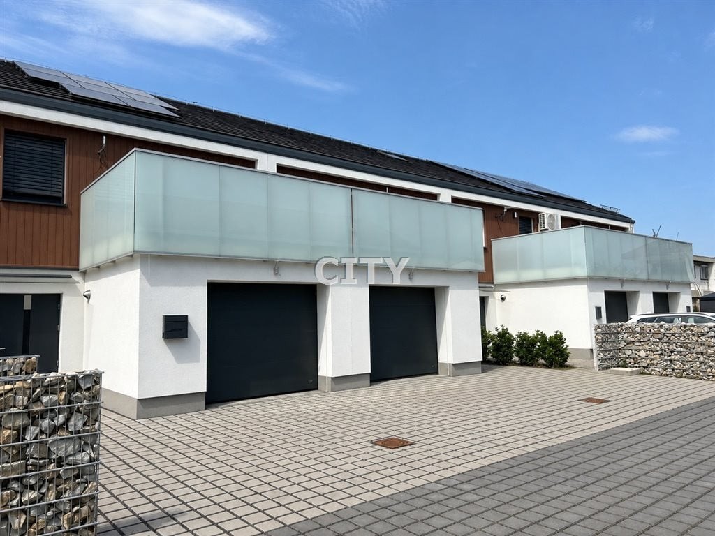 Dom na sprzedaż, 4 pokoje, 132 m², Radomierzyce