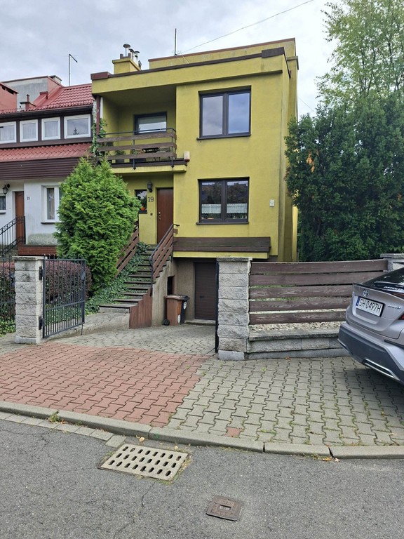 Dom na sprzedaż, 4 pokoje, 140 m², Świętochłowice