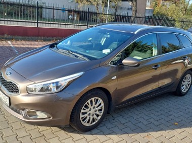 Kombi 2015 | 1 właściciel | 1.6 CRDi | Serwis ASO| Hak |Bezwypadkowa-1