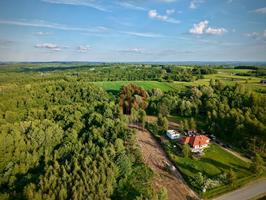 Urokliwa działka budowlana w otulinie zieleni - Widok 2