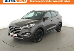 Hyundai Tucson III klima auto navi grzane fotele kamera i czujniki parkowania