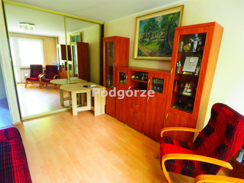 2 pok, balkon zielona okolica
