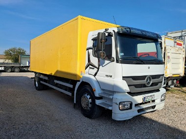 Mercedes-Benz axor-1