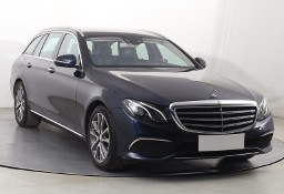 Mercedes-Benz Klasa E W213 , Salon Polska, Automat, Skóra, Navi, Klimatronic, Tempomat,