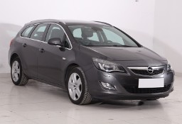 Opel Astra J , Xenon, Klimatronic, Tempomat, Parktronic,