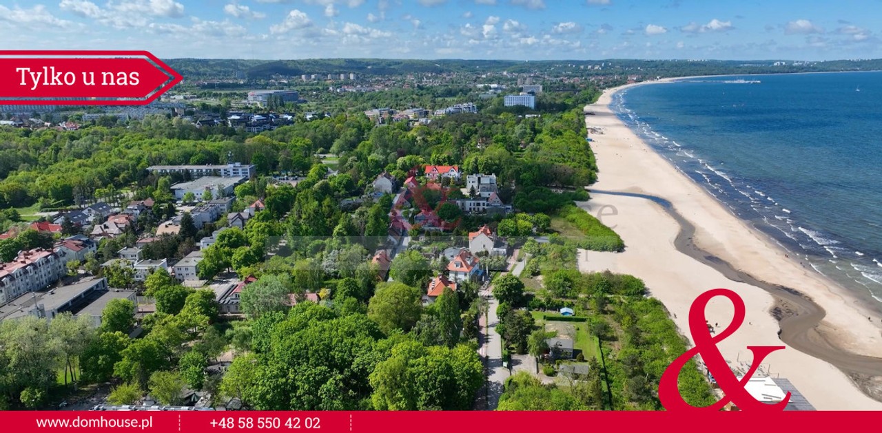 Dom w otoczeniu zieleni przy plaży-Jelitkowo