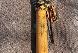 Liebherr 550 - Siłownik Wychyłu Łyźki