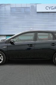 Toyota Auris II Hybrid 135 Premium-2