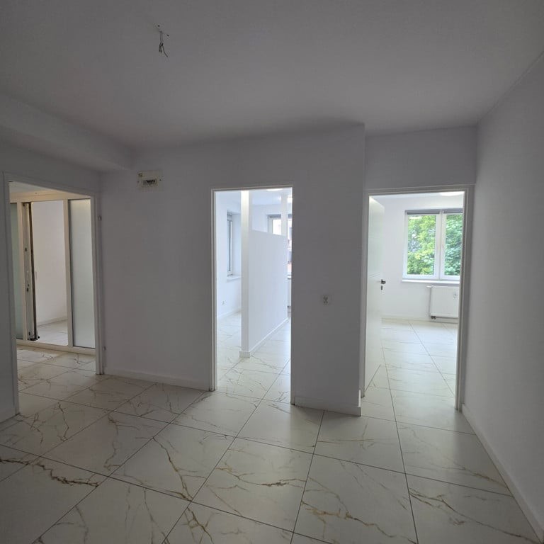 Lokal 75 m² z umywalkami w lokalu - Ansicht 3