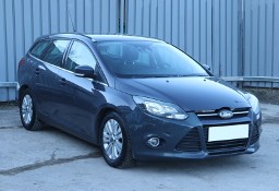 Ford Focus III , Klimatronic, Tempomat, Parktronic, Podgrzewane siedzienia,