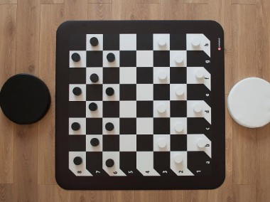 Zestaw szachownica, piony, poduszki - zestaw gier planszowych XL-1