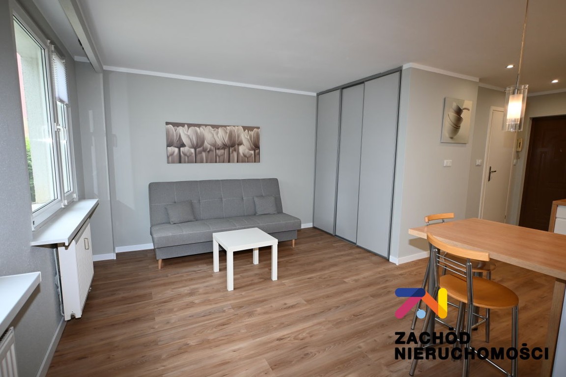 Kawalerka przy Zawadzkiego `Zośki` - Widok 2