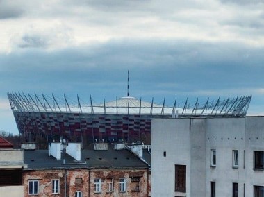 Mieszkanie z widokiem na Stadion Narodowy między stacjami metra-1
