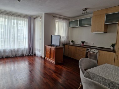 Mieszkanie 34 m2, Metro Wilanowska-1