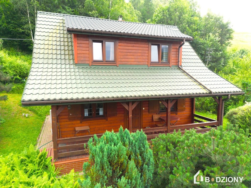 Dom z bali z widokiem na Beskid Sądecki | 71.54 m² | Działka 35 arów | Zubrzyk