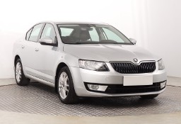 Skoda Octavia III , Navi, Klimatronic, Podgrzewane siedzienia