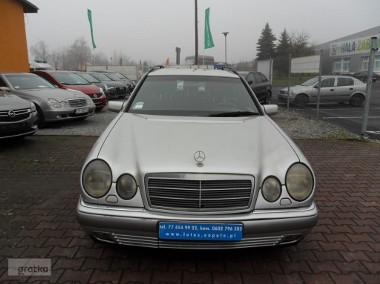 Mercedes-Benz Klasa E W210-1