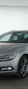 Volkswagen Passat B8 , Serwis ASO, 190 KM, Automat, VAT 23%, Skóra, Navi,-3