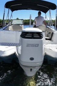 Łódź motorowa Stingray 231 DC-2