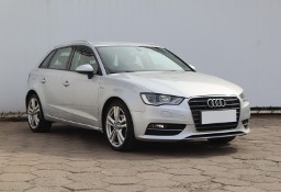 Audi A3 III (8V) , Klimatronic, Tempomat, Parktronic