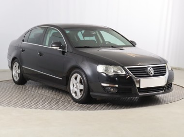 Volkswagen Passat B6 , Klimatronic, Tempomat, Parktronic, Podgrzewane siedzienia,-1