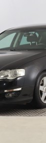 Volkswagen Passat B6 , Klimatronic, Tempomat, Parktronic, Podgrzewane siedzienia,-3