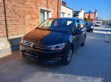 VW Touran 1.2 benzyna 116KM 2017r-1