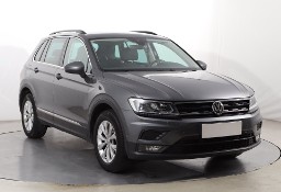 Volkswagen Tiguan , Salon Polska, VAT 23%, Klimatronic, Tempomat, Parktronic,