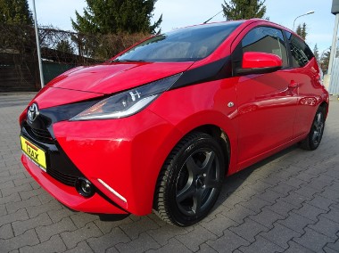 Toyota Aygo II 1.0 VV-I X-PLAY, Samochód w super stanie , niski przebieg-1
