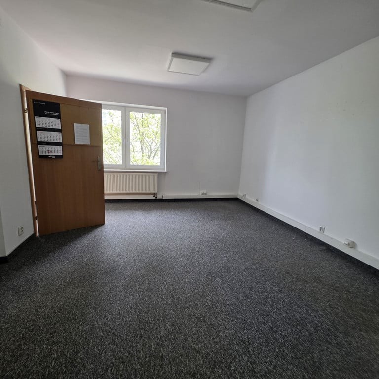 Lokal biurowy przejściowy 40 m² w centrum - Widok 2
