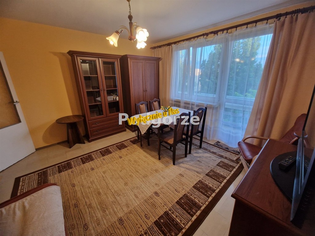 3 pok, duży balkon