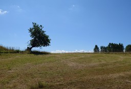 Działka budowlana w pięknej okolicy