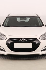 Hyundai i40 , Klimatronic, Tempomat, Parktronic, Podgrzewane siedzienia-2