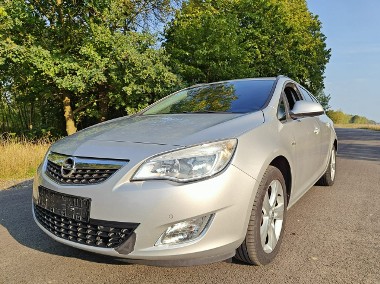 Opel Astra J-1