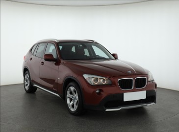 BMW X1 I (E84) , 177 KM, Xenon, Bi-Xenon, Klima, Parktronic,