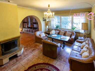 <p>Dom dla rodziny i pod działalność gospodarczą</p>-1