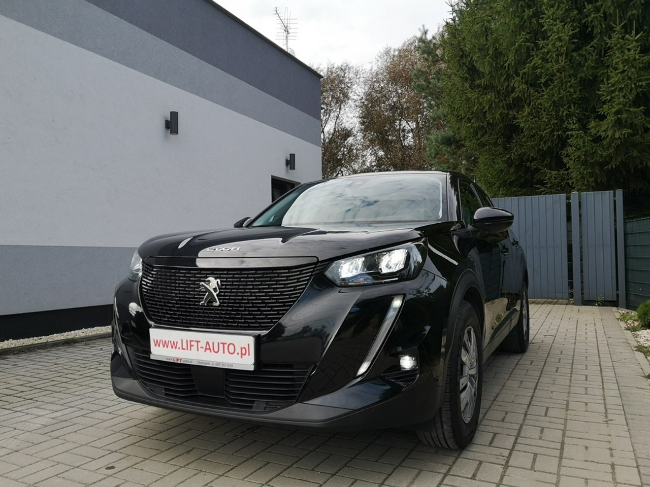 Peugeot 2008 1,5 HDI 110KM Klimatr Navi Kamera 360 Tempo Ful Led Servis Gwarancj