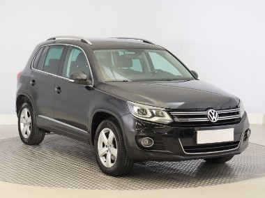 Volkswagen Tiguan , Salon Polska, Serwis ASO, DSG, Navi, Xenon, Bi-Xenon,-1